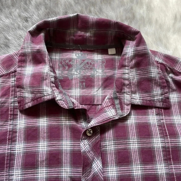 🔥4/$20 Guess Plaid Button  Down - Picture 2 of 10